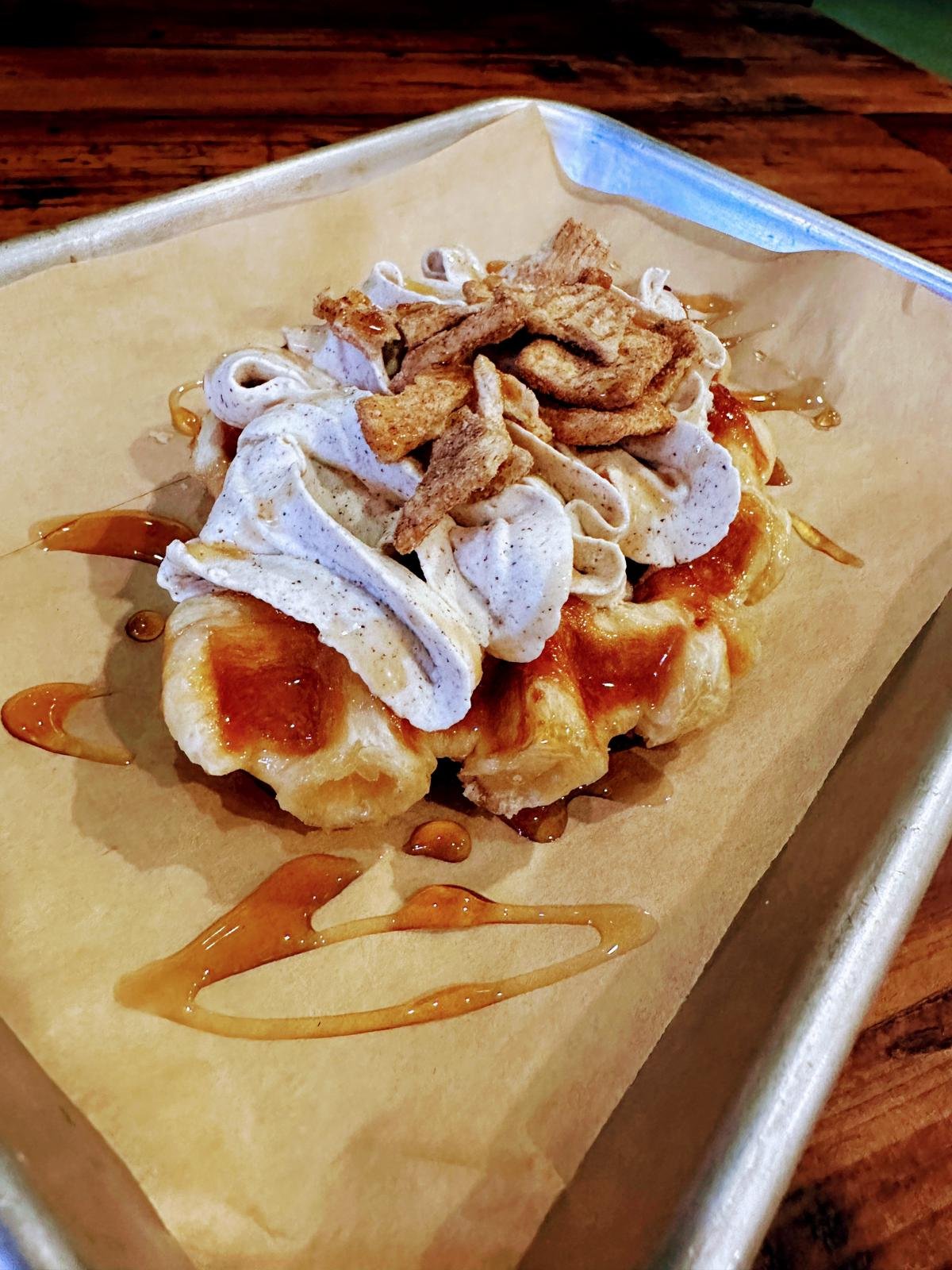 CINNAMON TOAST CRUNCH CROFFLE